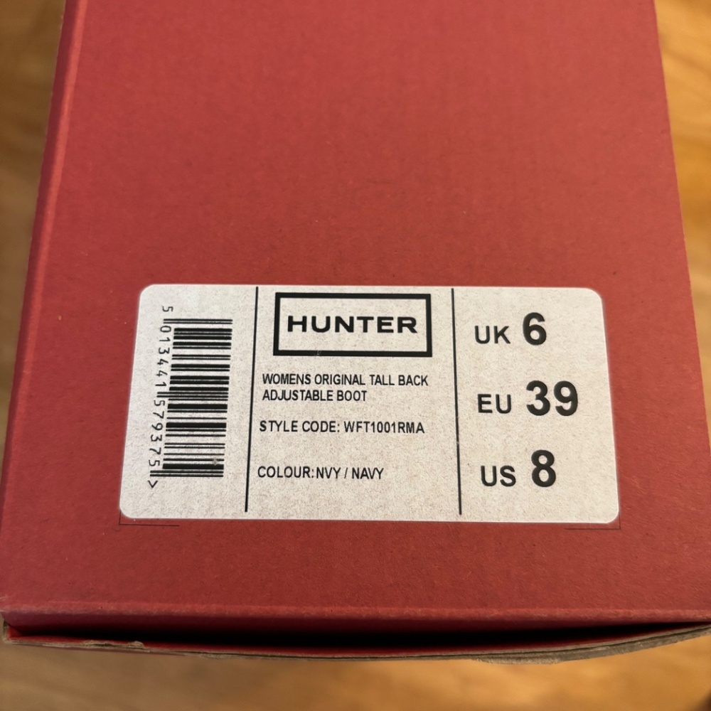 BRAND NEW Hunter Original Tall Rain Boots- Navy Blue- Women's Size 8 - Picture 2 of 8